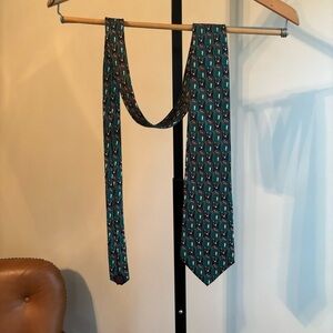 Vintage Tommy Hilfiger Blue Green  and Red Tie Golf Accessories